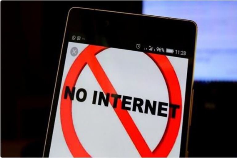 Les autorités sénégalaises suspendent l’accès à l’internet mobile