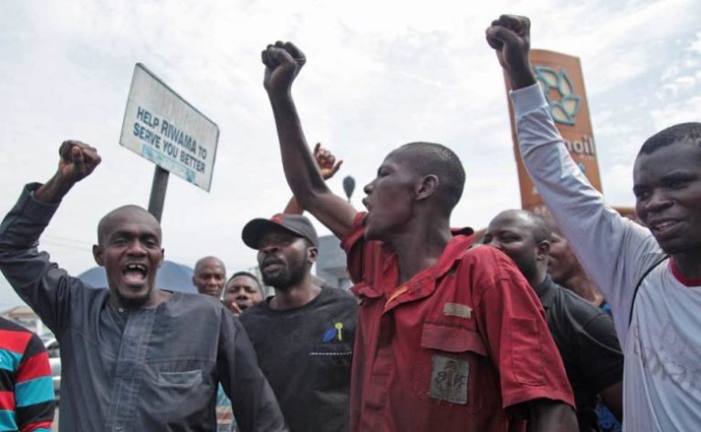 La Guinée doit Prendre des Mesures Urgentes pour Mettre fin à l’Effusion de Sang des Manifestants