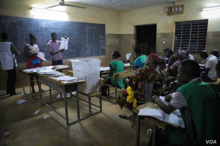 Les campagnes électorales au Burkina Faso face à la COVID-19: Les reséaux sociaux  à la rescousse