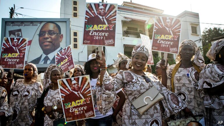 Sénégal : Des partisans de la mouvance présidentielle agressent une journaliste lors d’une conférence de presse