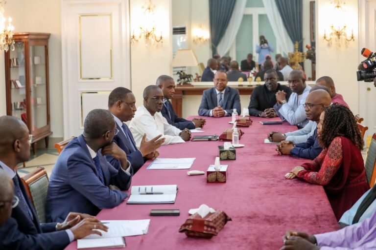 Le Président Sénégalais accorde une amnistie fiscale aux médias en guise d’effort de réconciliation